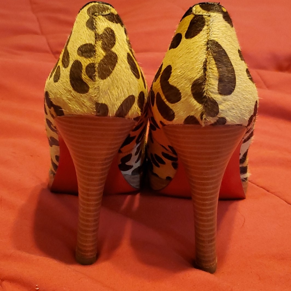 Oh...Deer!  What Fabulous Shoes! - Picture 3 of 7